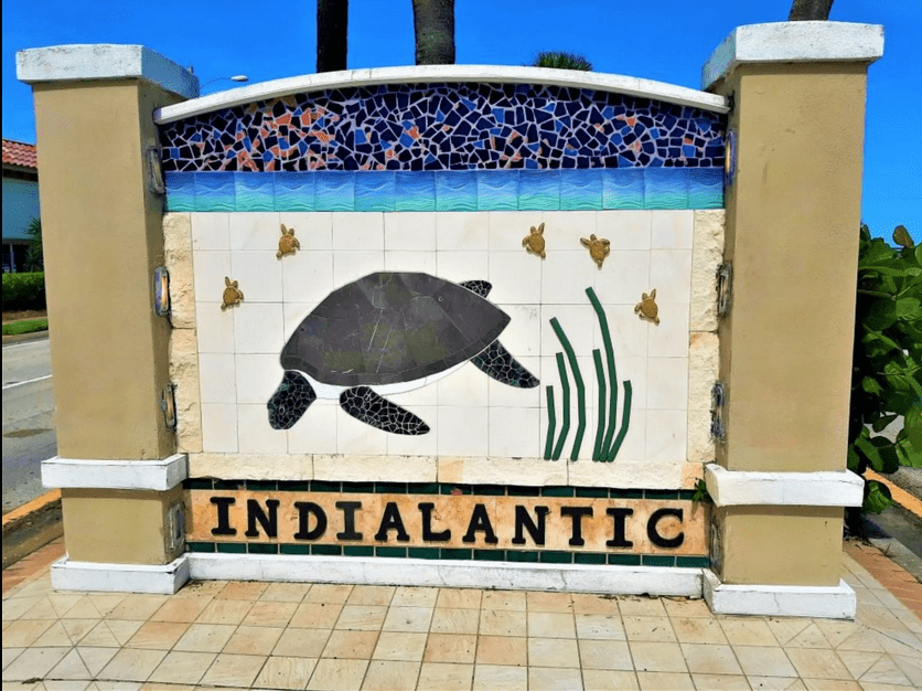 Termite Treatment in Indialantic - 5th Avenue welcome sign with turtle mosaic.